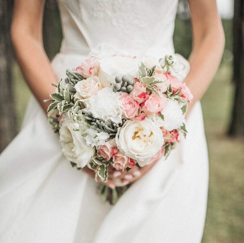 סידורי פרחים לחתונה: כך תעשו את זה