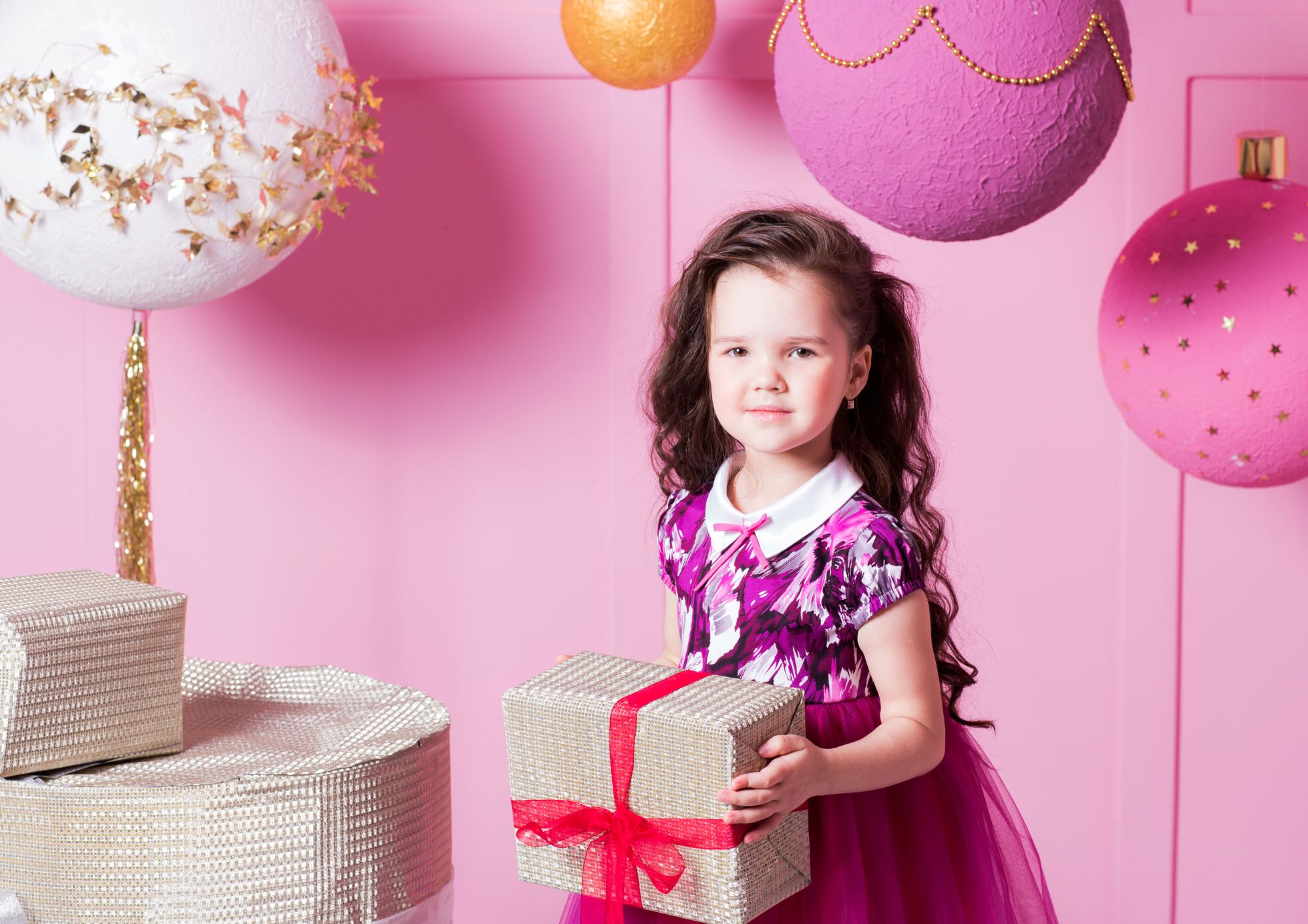 מתנה לגיל 5 לבנות: כל הדרכים לרגש, לשמח ולהפתיע באמת